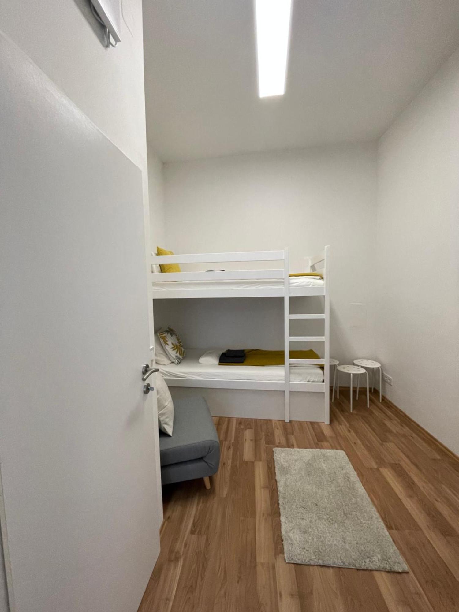 Central Appartment Wien Exteriör bild